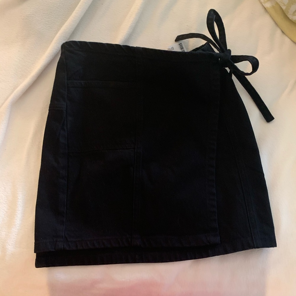 NEW URBAN OUTFITTERS BDG WRAP SKIRT